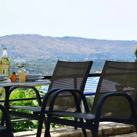 Villa Aspalathos